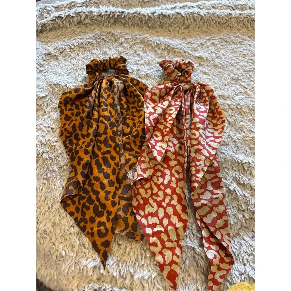Leopard Scarf Scrunchies Women OS Brown‎ Red Excellent 2 Pack Animal